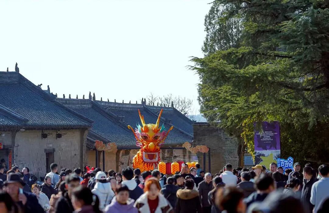 魏坡·新序春节文旅市场火爆出圈