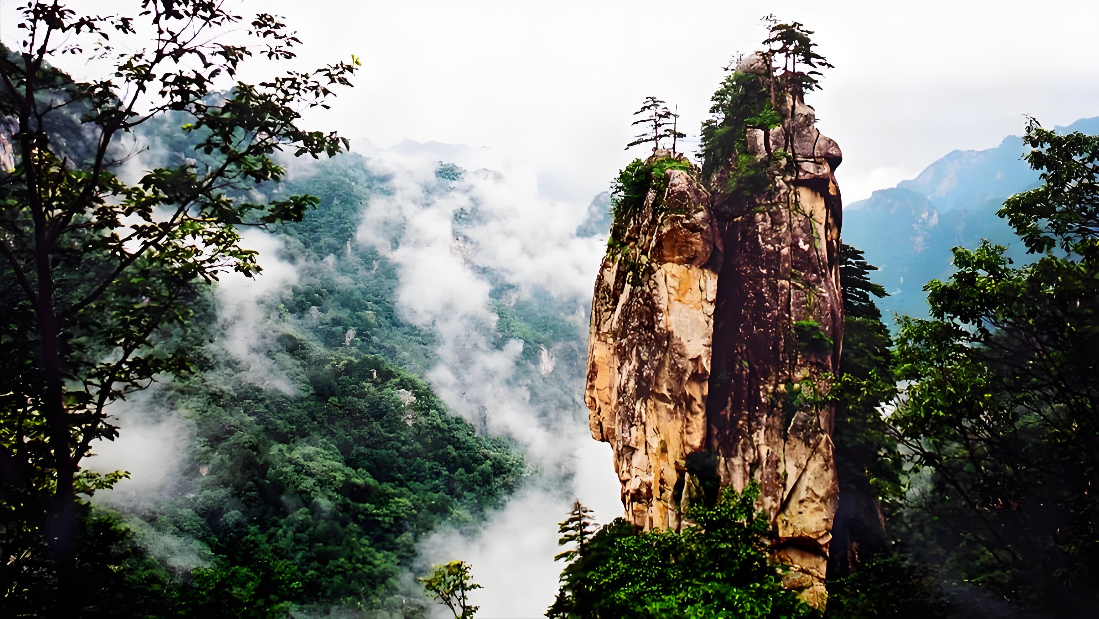 尧山主峰图片