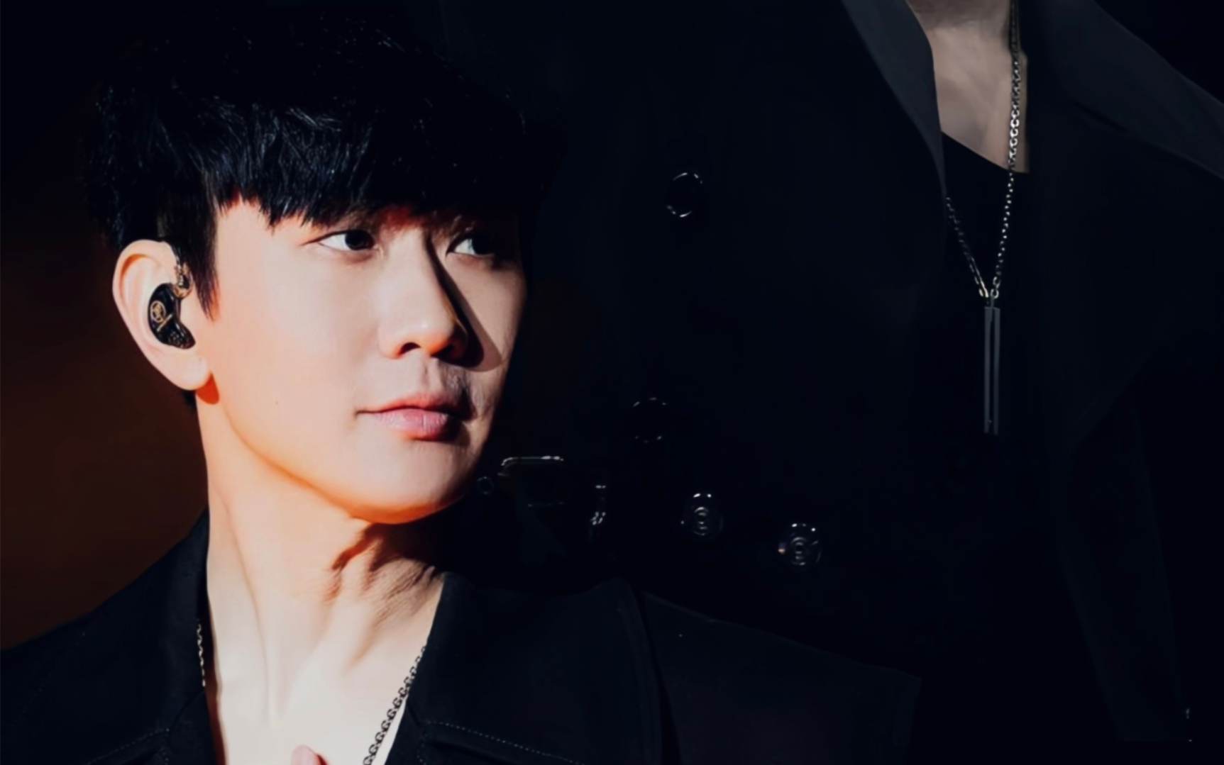 到了2019 年的世界巡回演唱会,林俊杰更是展现出了他强大的实力,成为