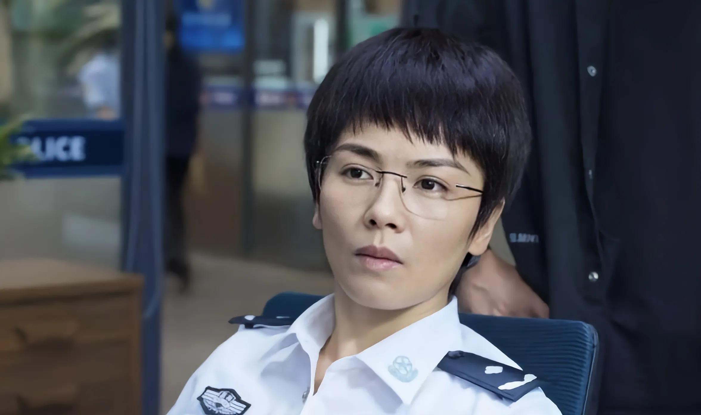 在正午阳光的首部无限流作品《开端》中,刘涛尝试了新角色,那就是公安