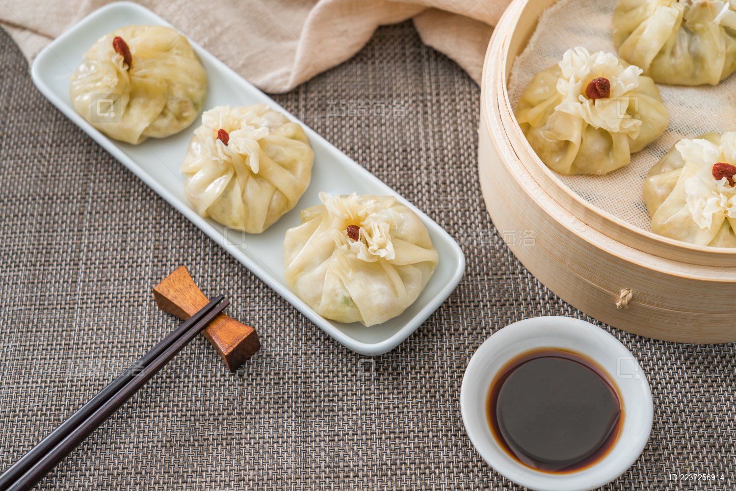 中國內(nèi)蒙古呼和浩特傳統(tǒng)美食羊肉燒麥_站酷海洛_正版圖片_視頻_字體_音樂素材交易平臺(tái)_站酷旗下品牌