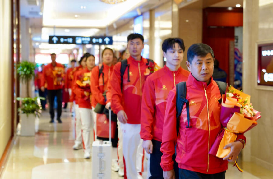 載譽(yù)歸來！全運(yùn)會(huì)河南健兒回家了！