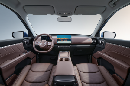 20251211_1765434292952408.png 【新聞稿】價格夠硬!首發權益價5.98萬元起,「全能硬派大空間SUV」星光560硬派登場1332.png