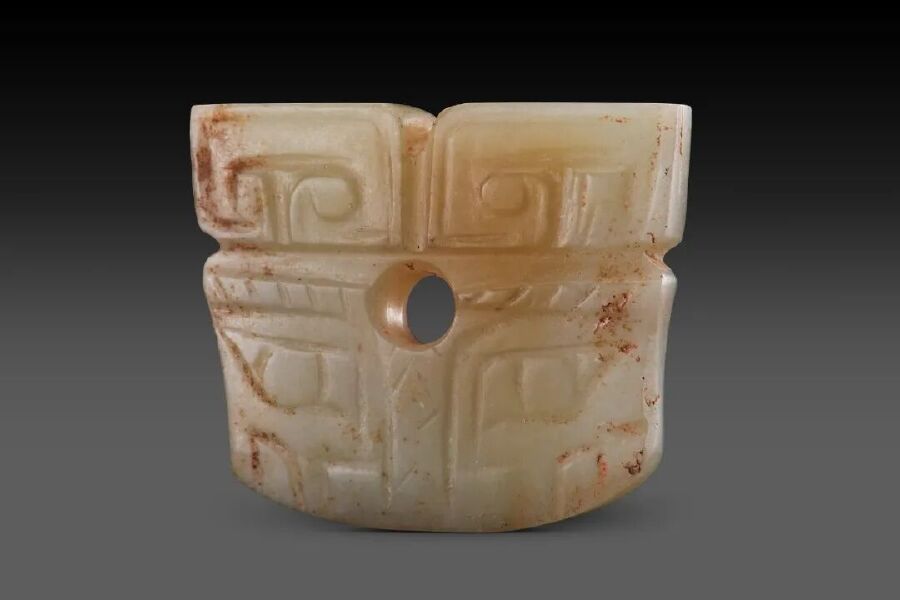 9769791452384294 寨溝遺址玉器.jpg