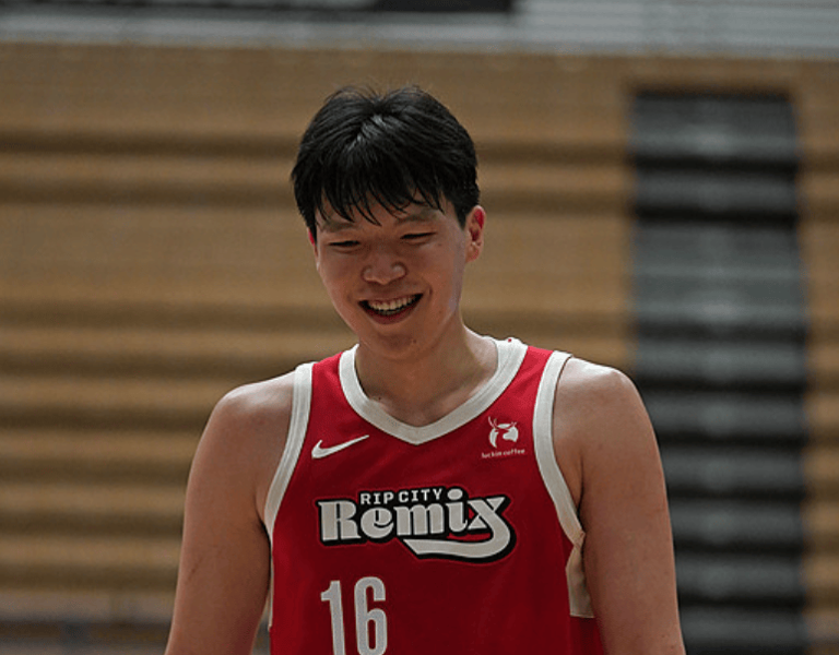 楊瀚森G聯賽出戰28分鐘，投籃10中5得到14分6籃板1助攻1搶斷