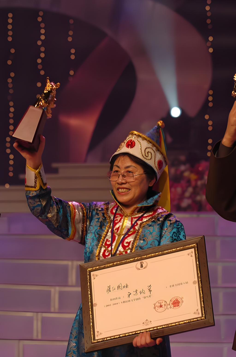 图片[8]-桂清扬｜马背上的诗人萨仁图娅-华闻时空