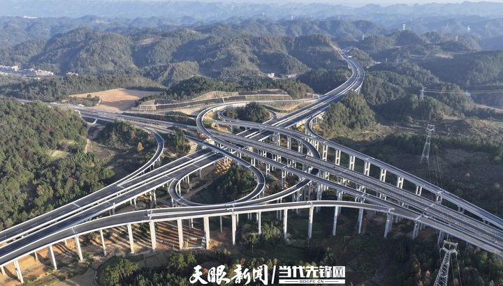 截屏2025-12-16 下午7.39.48.png