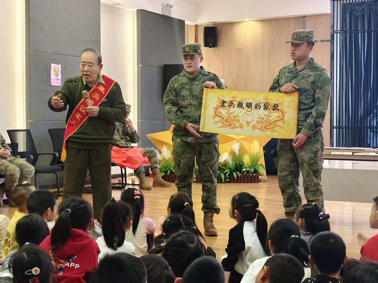 f64c0cd65b6317af01a7a85273ae5ff3